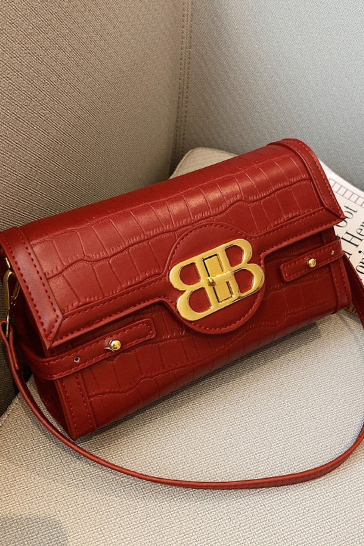 Purse with b on it sale