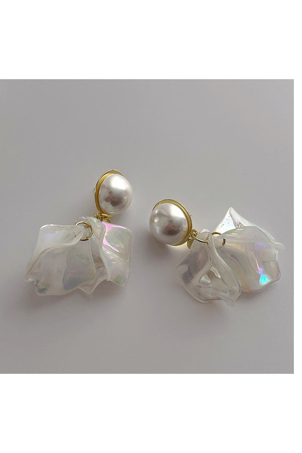 Pearl Petal Earring - BIDA Boutique